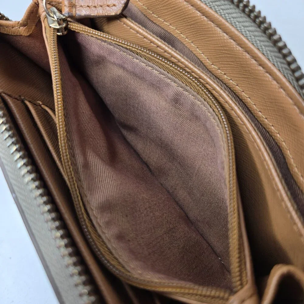 Fossil Distressed Leather Metallic Gold Clutch Wallet Zip Around Bi‎ Fold Shiny